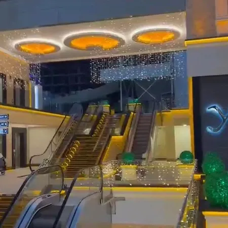 Yekta Kingdom Trade Center Mahmutlar